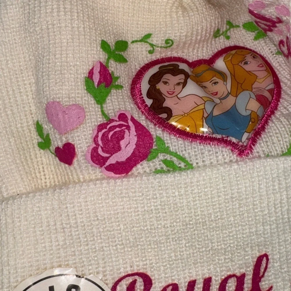 Disney Princess Toddler Girl's white Hat & Mittens Set